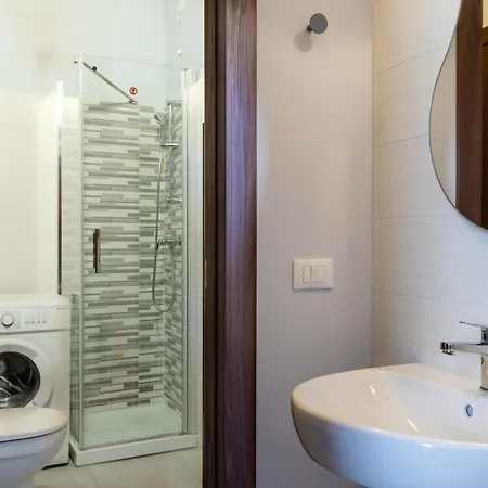 Santa Maria Paganica-luxury Flat-large-2 Baths-wifi-smart Tv-historical Center * L'Aquila