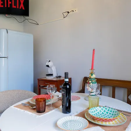 Santa Maria Paganica-luxury Flat-large-2 Baths-wifi-smart Tv-historical Center Apartment *