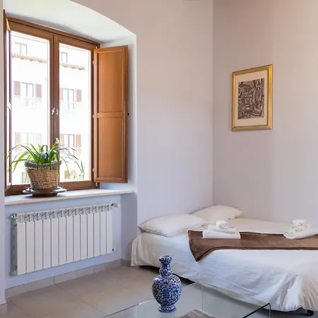 Apartment Santa Maria Paganica-luxury Flat-large-2 Baths-wifi-smart Tv-historical Center L'Aquila